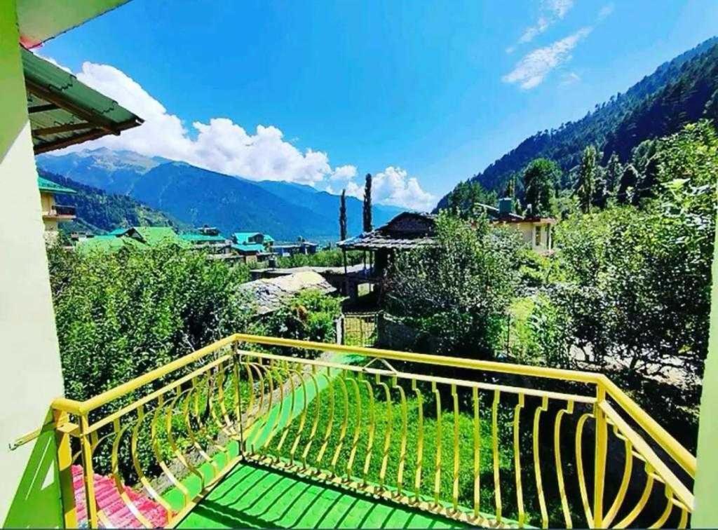 Hotel O Antriksh Cottage Manāli Dış mekan fotoğraf