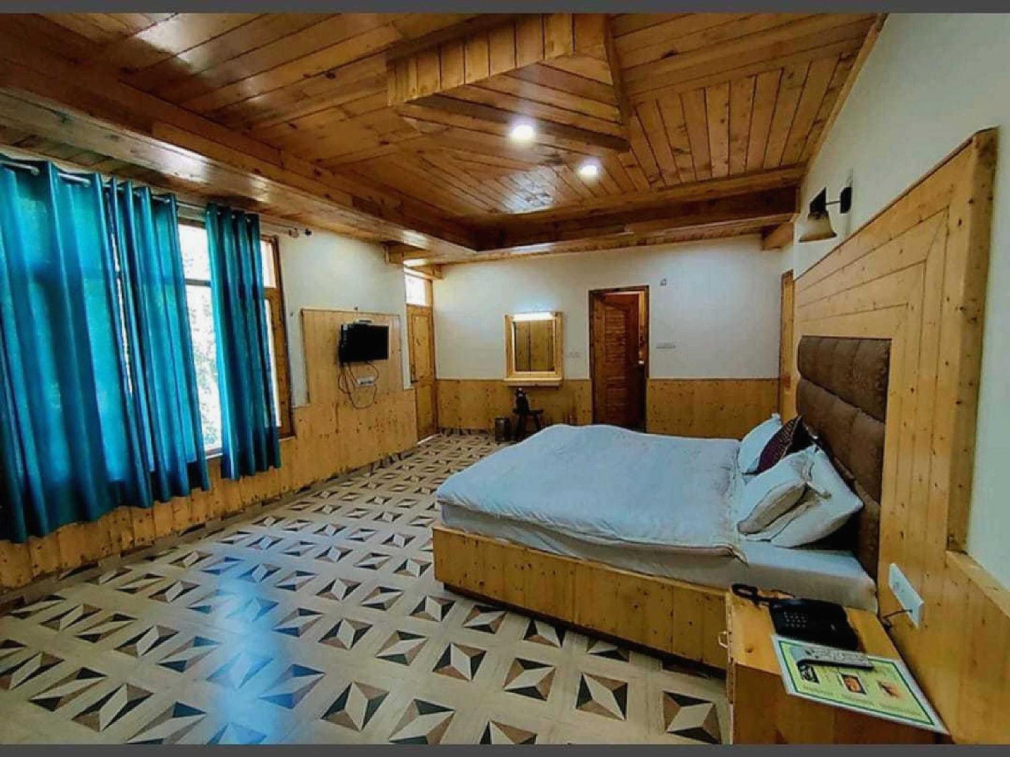 Hotel O Antriksh Cottage Manāli Dış mekan fotoğraf