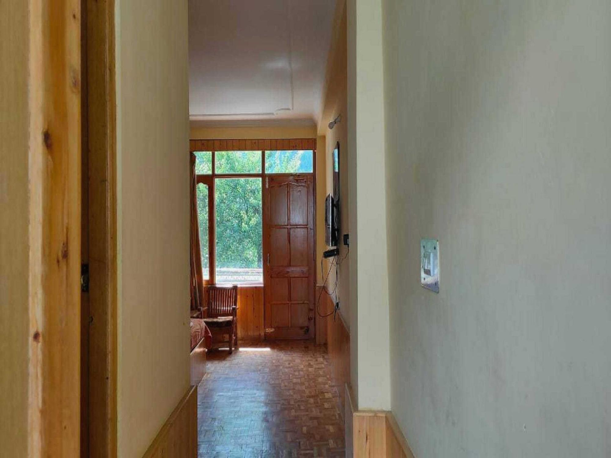 Hotel O Antriksh Cottage Manāli Dış mekan fotoğraf