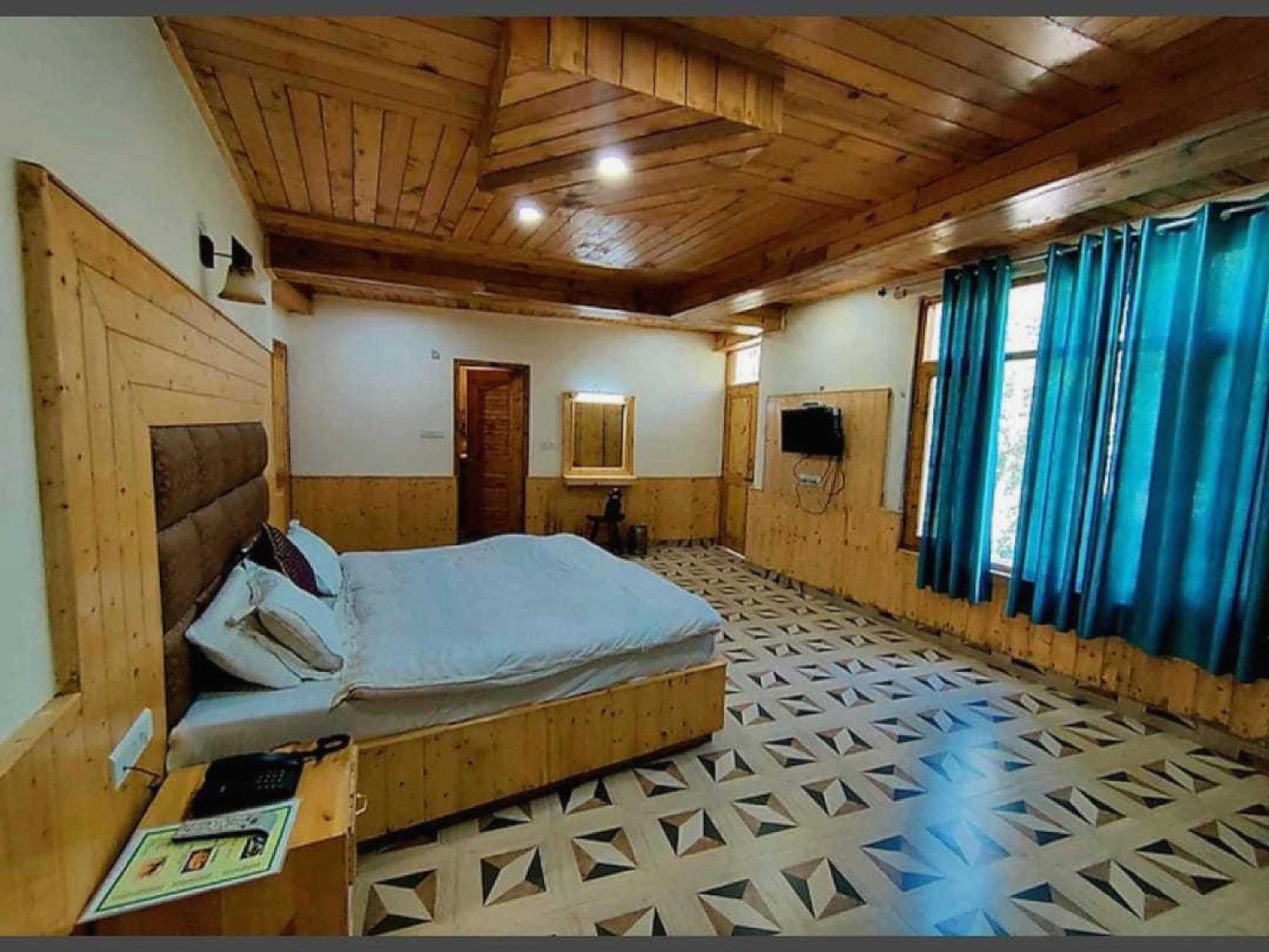 Hotel O Antriksh Cottage Manāli Dış mekan fotoğraf
